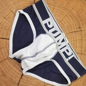 Pump Briefs